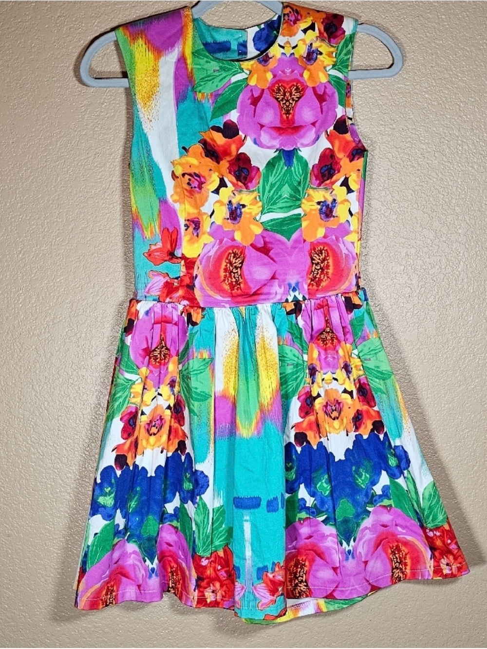 Bright Floral Sleeveless Mini Dress in Multicolor
